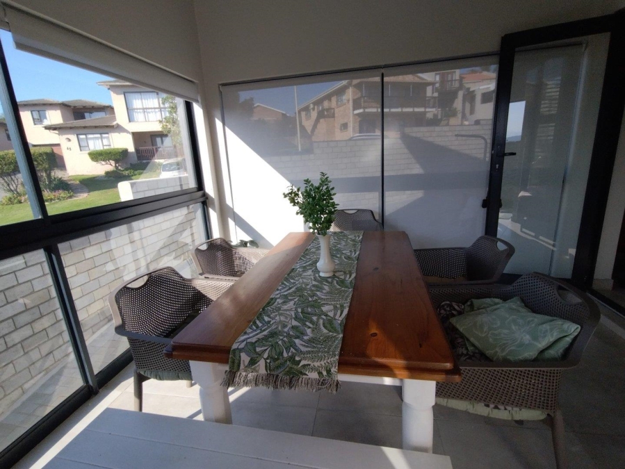 3 Bedroom Property for Sale in Wavecrest Eastern Cape